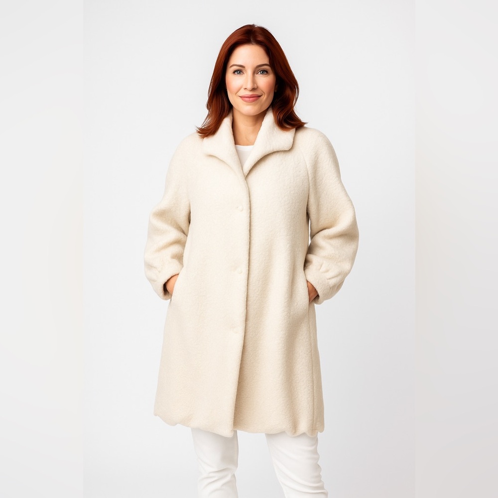 ULTRA FUR Faux Fur Ivory coat sz M/L